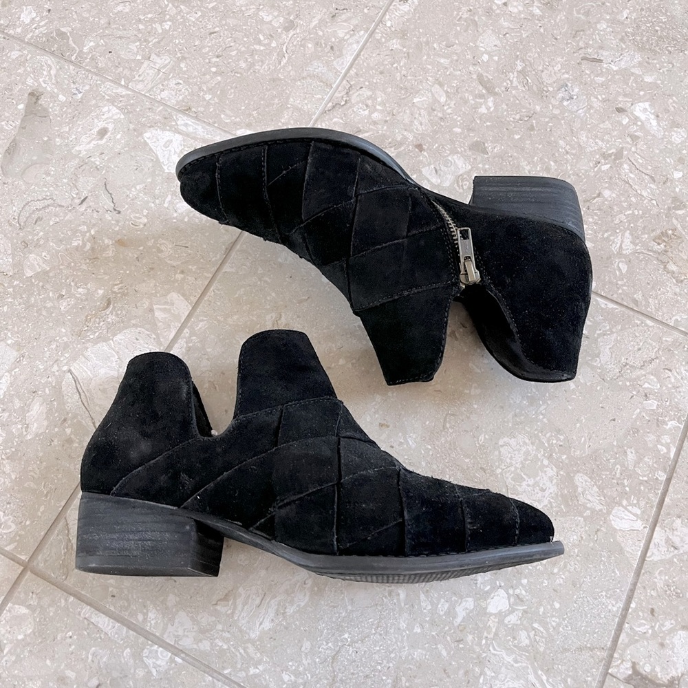 Seychelles boots